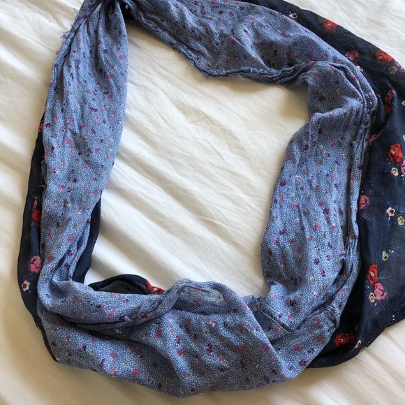 Infinity scarf - Picture 2 of 2